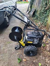 Diese anleitung erklärt schritt für schritt, wie sie ein stromkabel im garten fachgerecht verlegen. Kabelverlegeservice Fur Mahroboter Staats Galabau In Uetze