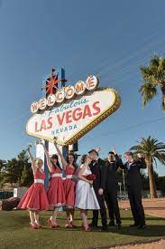 Pin On Las Vegas Strip Wedding Photo Shoots