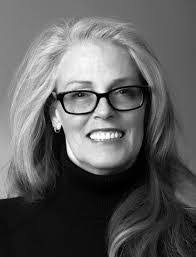 Diane Minger's Instagram, Twitter & Facebook