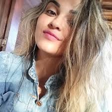 Anne Gonçalves (@goncalvesannee) • Instagram photos and videos