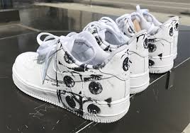 It features a bold eyeball… Ù…Ø´ØºÙˆÙ„ Ø¨Ø§Ù„ÙØ±Ø³ Ø±Ø§Ø¦Ø¯ Nike Air Force 1 Low X Cdg Consultoriaorigenydestino Com