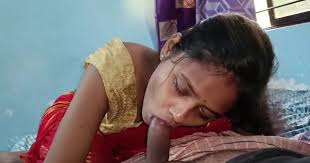 XXX Video of Hot Desi Marathi bhabhi sucking & fucking cock