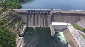 Dam site lake campground sits along the vast shores of beaver lake in the ozark mountains of northwest arkansas, offering spacious and sunny campsites and an abundance of recreational activities. Another Dam Video Beaver Dam Beaver Lake Northwest Arkansas Original Song To The End Youtube