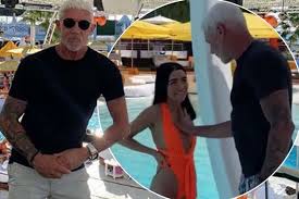 Gary lineker's brother wayne has reportedly signed up for celebs go dating. Wayne Lineker Picks Date From Swimsuit Clad Women And Shoves Rejects In Pool Irish Mirror Online