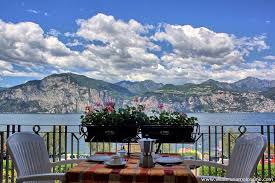 Der profi für luxury real der gardasee ist der majestätische und größte see italiens. Ferienwohnung Typ 2 Villa Bruna