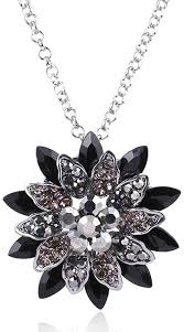 Black Dahlia Necklace Venetian Black Dahlia Necklace For Boys Girls Women Style A Amazon Ca Clothing Accessories