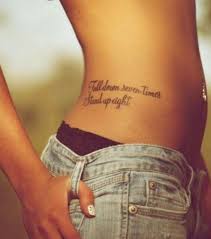 Spruch Tattoo 20 Tattoo Ideen Zur Inspiration In Verschiedenen Sprachen