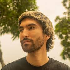 Sam Cross's Instagram, Twitter & Facebook