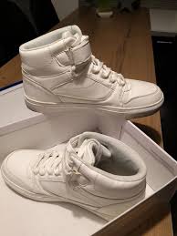 Basket blanches pour homme à lacet et scratch. Compresse Incroyable Slovenie Basket Nike Blanche Montante Missrubycombi Fr