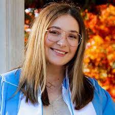 Hannah Correll's Instagram, Twitter & Facebook