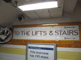 Signs At Covent Garden Station London Underground London Underground Tube London Tube
