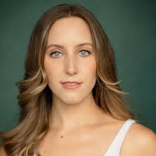 About — Claire van Bever