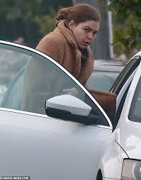Belle gibson is no longer hiding away in her northcote home. Freedomroo Belle Gibson Is Spotted Looking Downcast Just Weeks After Authorities Raid Her Home Australiannewsreview
