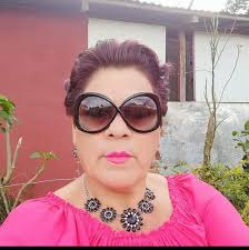 Cubeta de pintura látex exteriores ¢38000 más gratis un galón de  anticorrosivo y una felpa antigoteo.