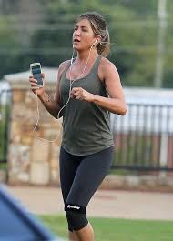 Jennifer Aniston S Diet And Work Out Routine The Woman Life Jennifer Aniston Workout Jennifer Aniston Body Jennifer Aniston Style
