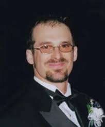 Marcel Perreault's Instagram, Twitter & Facebook