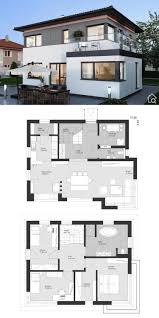 fertighaus stadtvilla modern mit walmdach erker holz putz fassade bauen haus grundriss ideen haus grundriss haus architektur architektur haus