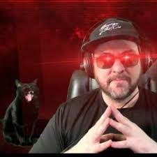 Darren Waggoner's Instagram, Twitter & Facebook