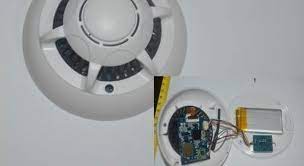 Installa Una Telecamera Nascosta Nel Bagno Delle Donne Condannato A Tre Anni E Mezzo