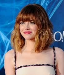 Evos premia tagli capelli scalati alle spalle in cui il ciuffo lungo. Capelli Mossi 5 Tagli Ispirati Alle Star Da Copiare Deabyday