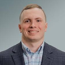 Alex Petry's Instagram, Twitter & Facebook