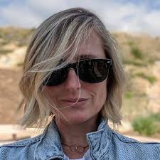 ˈɡeːɐ̯haʁt fʁɪts kʊʁt ˈʃʁøːdɐ (listen); Joanna Schroeder Iproposethis Twitter