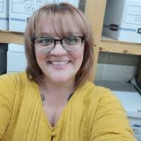 Lisa Stoler's Instagram, Twitter & Facebook