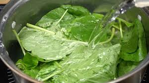 Las espinaca es una de mis verduras preferidas desde siempre, y se que no es algo habitual. 4 Formas De Cocinar Espinaca Fresca Wikihow