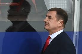 Бывший главный тренер сборной россии александр якушев на днях поведал, какую фразу сказал брагину после его официального назначения, и она довольно метко характеризует ситуацию вокруг тренерской позиции в сборной Trener Sbornoj Rossii Po Hokkeyu Nazval Svoi Oshibki V Matche S Kanadoj Russian News En