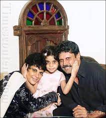 The couple is a true example this is what cricketer kapil dev has to say about his ? Kayala Mother Teresa Kapil Dev