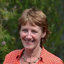 Annie Mccaskey's Instagram, Twitter & Facebook