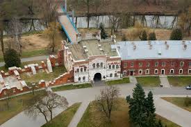 Небольшая подборка фотографий из немецких альбомов брестской крепости и окрестностей периода боев 1941 года. Kak Podnimali I Remontirovali Znamenityj Shtyk Brestskoj Kreposti Pikabu