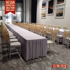 Menambahkan hiasan meja interior rumah bisa menjadi salah satu solusi terbaik mengatasi monotonnya sebuah ruangan. Hesan Production Sewa Meja Skriting Meja Prasmanan Jakarta