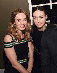 Rooney mara , ben foster , casey affleck and rami malek. Rooney Mara And Friends Toast Oxfam During Oscar Week Vanity Fair