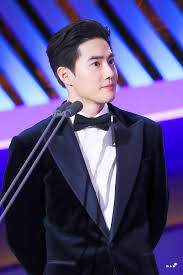 Suho Hq 191121 Blue Dragon Awards 2019 Exo Kim Junmyeon Dewa Yunani Aktor Entertainment