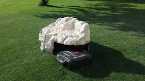 The Rock Robbi S Neues Zuhause Rasenroboter Rasenmaher Roboter Automower Husqvarna
