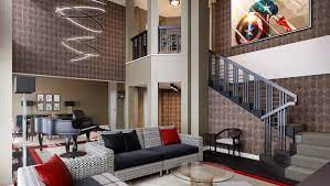 It's on of the few disney hotels that looks directly into a theme park, and the one that disneyland paris that is closes to both parks. Marvel Hotel In Disneyland Paris 11 Neue Artworks Von Innen