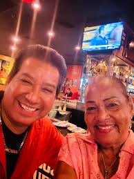 Hoy despidiendo a Carmelita con el Trio de Jesse Armenta