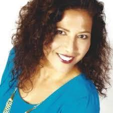 Gloria Heck's Instagram, Twitter & Facebook