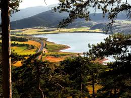 Berikut ini galeri gambar pemandangan alam yang indahnya bisa membuat kita nyaman dan mensyukuri apa yang. Gambar Pemandangan Yang Cantik Dan Capitol Photo Studio Facebook