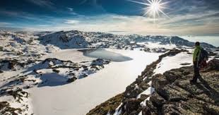 Previsões para hoje, amanhã e depois de amanhã. Hoje E O Dia Mundial Da Neve Sabe Como Se Formam Estes Cristais De Gelo