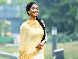 Naina das is a cute talented singer. Poulomi Das You Are Born With Your Colour And You Need To Love It Poulomi Das Times Of India