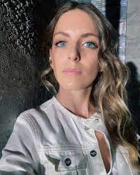 Bige Onal Shared A Post On Instagram Follow Their Account To See 625 Posts Celebrities Actors Celebs