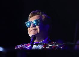 elton john returns to stage for marathon concert in