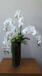 Vase Dekoration Ideen Page 35 Of 42 Lovein Home Vase Dekoration Ideen Pag In 2020 Flower Arrangements Simple Modern Floral Arrangements Flower Vase Arrangements