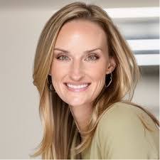 Laura Hodgkinson's Instagram, Twitter & Facebook