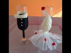 как сделать бокалы на свадьбу своими руками жених и невеста Kak Sdelat Svadebnye Bokaly V Vide Zheniha I Nevesty Wedding Glasses Youtube Svadebnye Podelki Svadebnye Butylki Ukrashenie Butylok