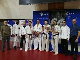 La saison a débuté le 12 août 2016 pour se 17 mai 2017 : Championnat De France 2019 Acbb Karate