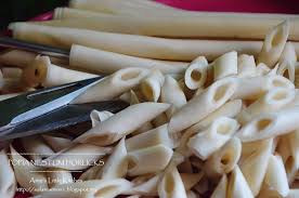 Antara kudapan paling simple dan mudah nak buat untuk raya atau kudapan ialah resepi popia nestum ni. Popia Nestum Horlicks Amie S Little Kitchen