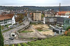 Die ewb esslinger wohnungsbau gmbh erfüllt seit ihrer gründung im jahr 1936 den auftrag, wohnraum zu fairen preisen in der stadt esslingen am neckar zu schaffen. Dort Sollen Mikroappartements Und Grossere Wohnungen Entstehen Esslingen Brache An Der Berliner Strasse Soll Bebaut Werden Esslingen Esslinger Zeitung